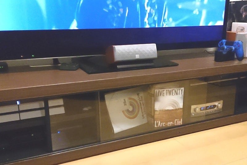 割れ替えやdiyに テレビボードの扉に 透明ガラス を使用した事例3選 オーダーガラス板 Com 割れ替えやdiyに テレビボードの扉に 透明ガラス を使用した事例3選 オーダーガラス板 Com