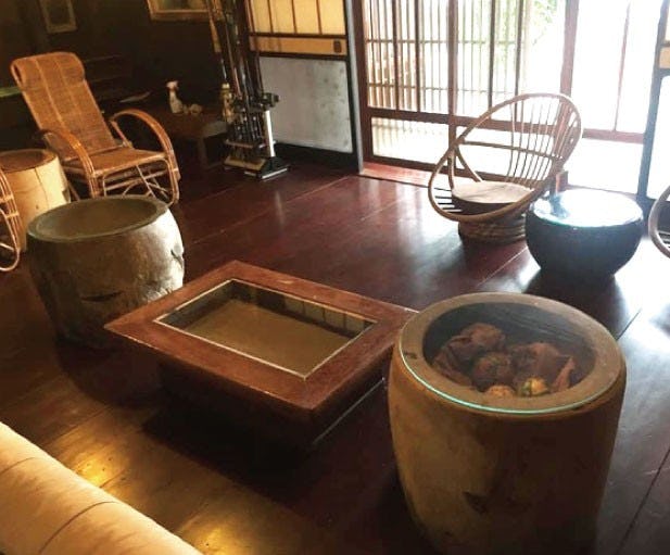 火鉢　テーブル イズヤオンライン | 鉄刀木無垢 関西火鉢