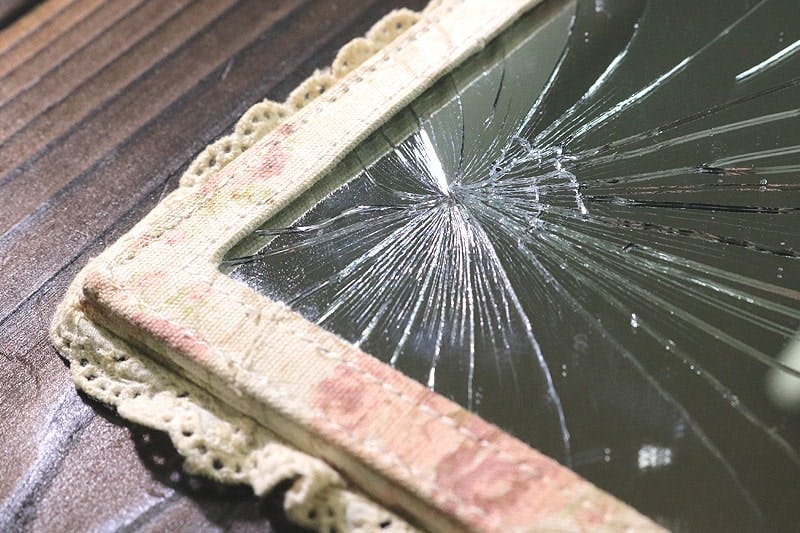 LIZ LISAの折りたたみミラー修理に使用した「ガラスミラー」(1)