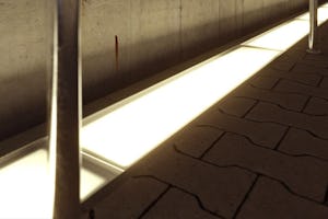 道路脇の照明(間接照明)